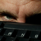 Illustration for article titled Some real sickos are livestreaming the agony-filled collapse of a virus-ridden laptop